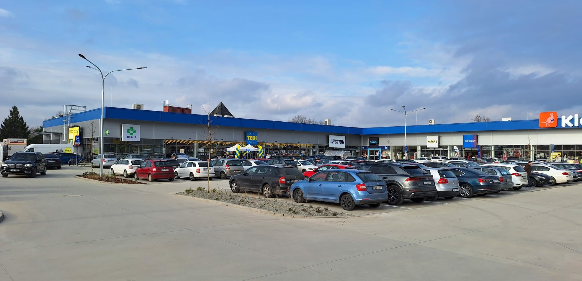 Obchodní centrum Uničov