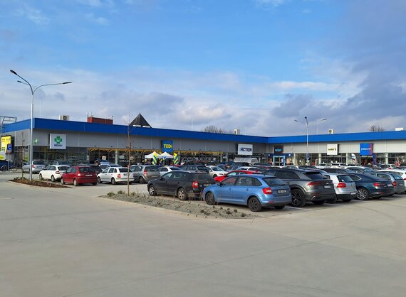 Obchodní centrum Uničov