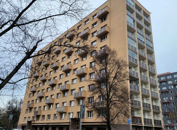Revitalizace panelového domu v Ostravě, ul. Bohumínská Revitalizace panelového domu v Ostravě, ul. Bohumínská